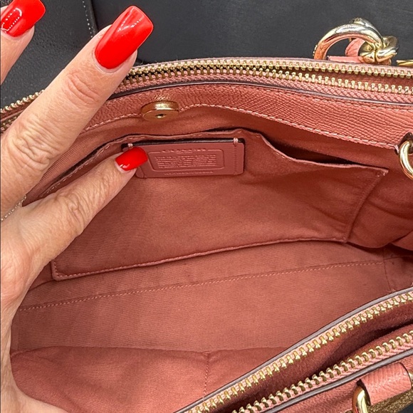 Coach  preloved Pink and Tan Floral Shoulder Bag/ crossbody good condition - Picture 8 of 16